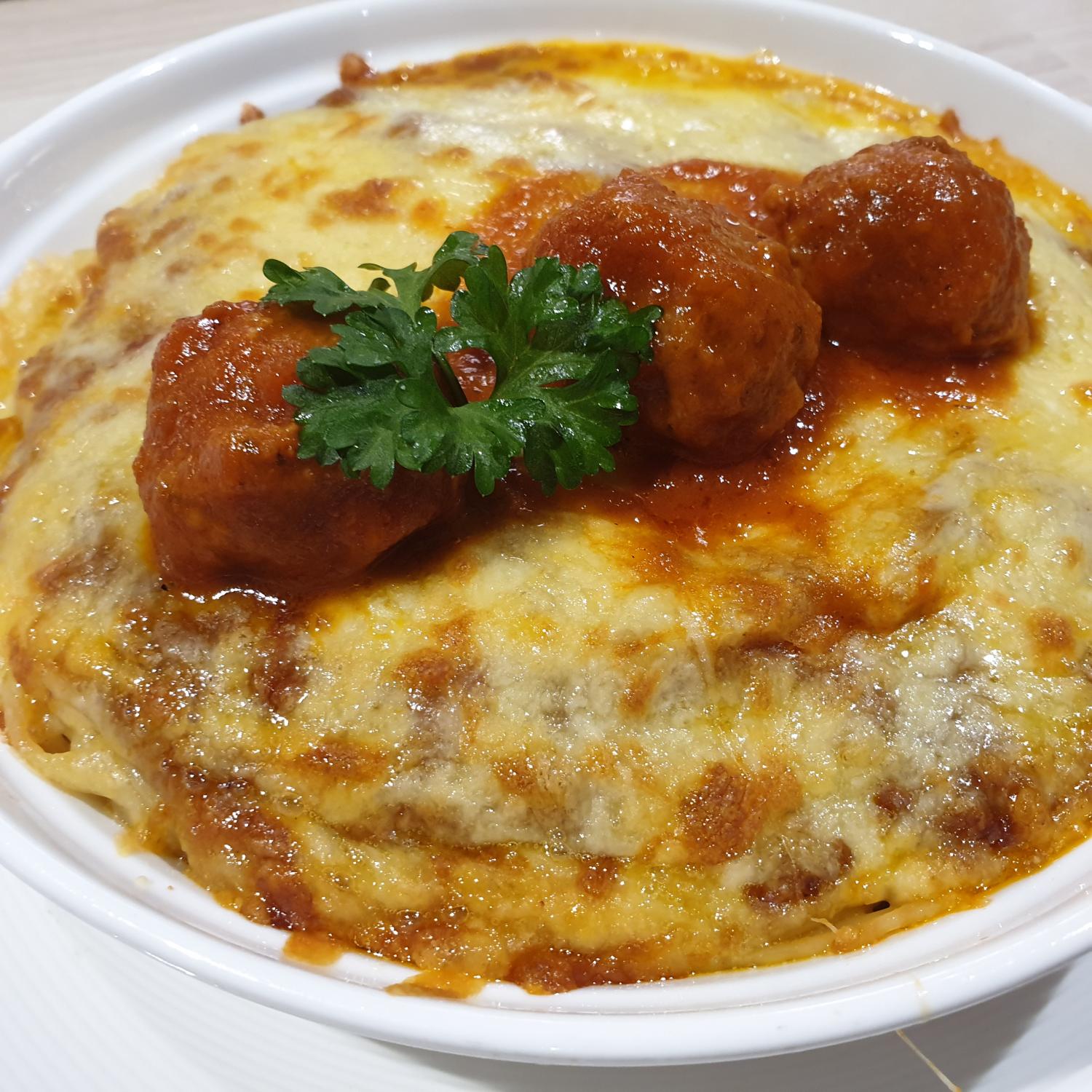 Baked Spaghetti Bolognese 