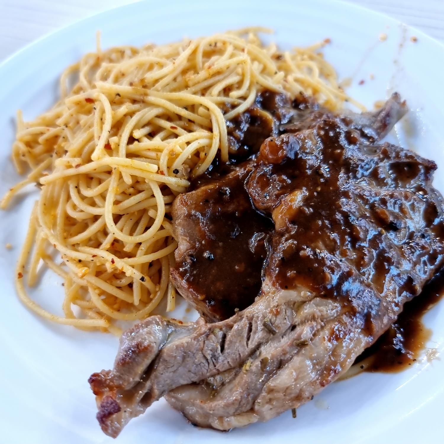 Lamb Chop Spaghetti