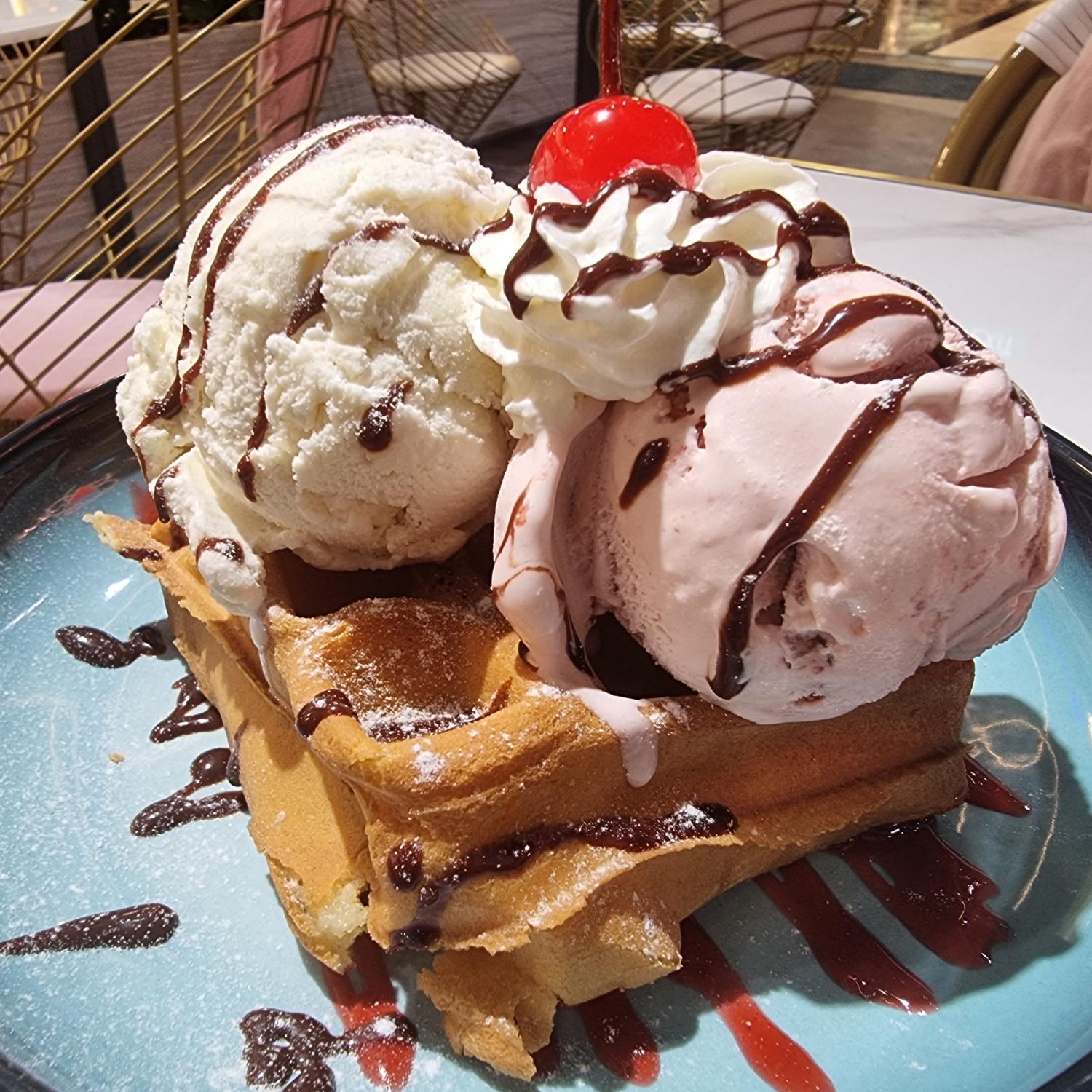 Waffles Ice Cream
