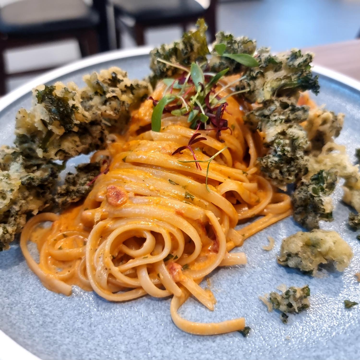 Linguine in Pink Sauce