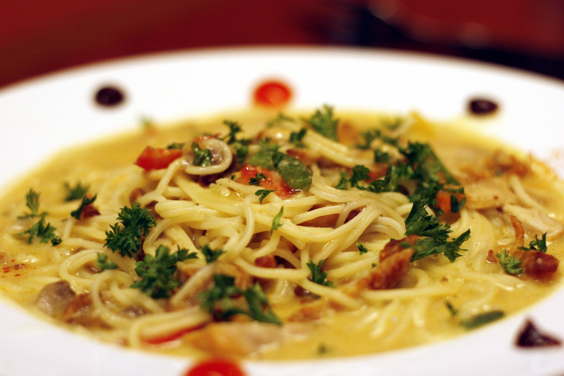 Chicken Spaghetti with Cream Sauce