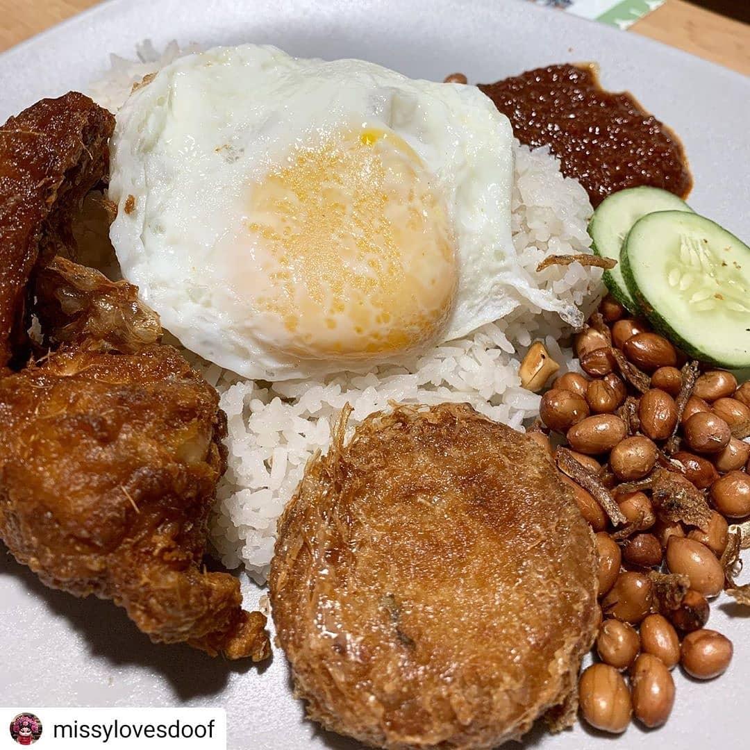Nasi Lemak Ayam Taliwang