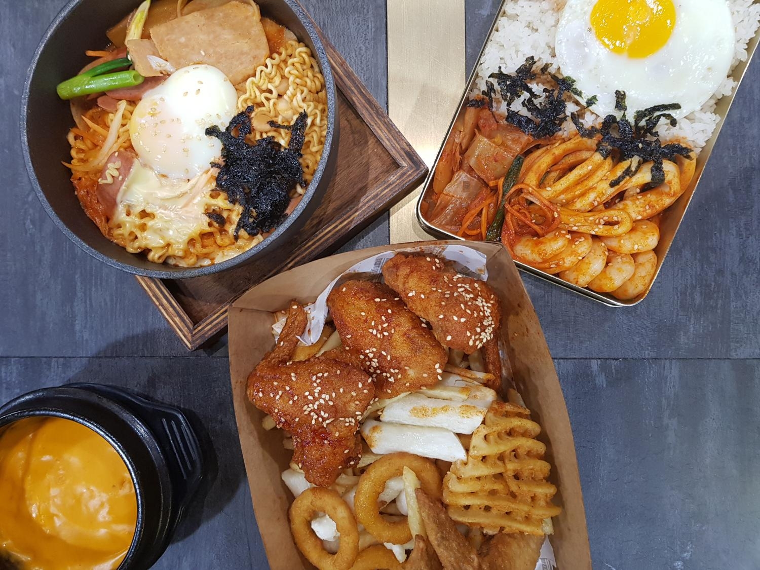 Halal Gourmet Food Court at Changi Airport T3!