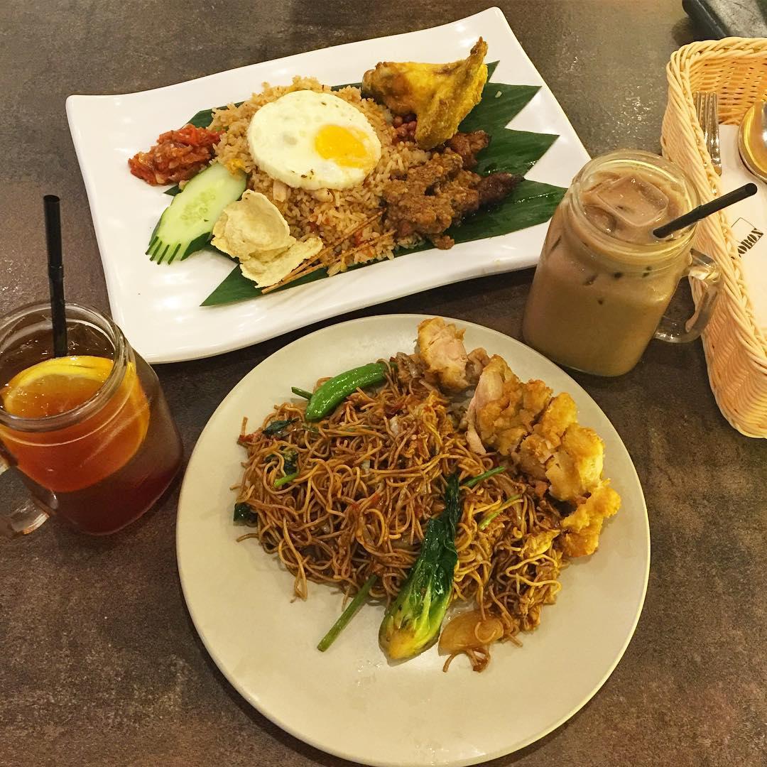 Bak Mee Goreng Ayam and Nasi Goreng Istimewa