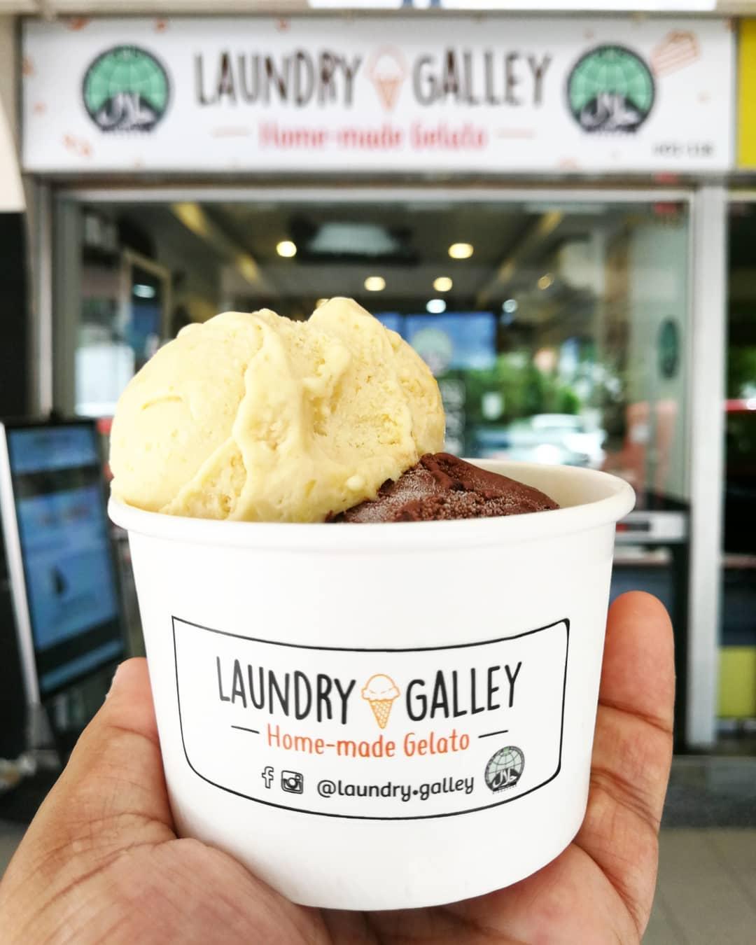 Chempedak and chocolate ice-cream