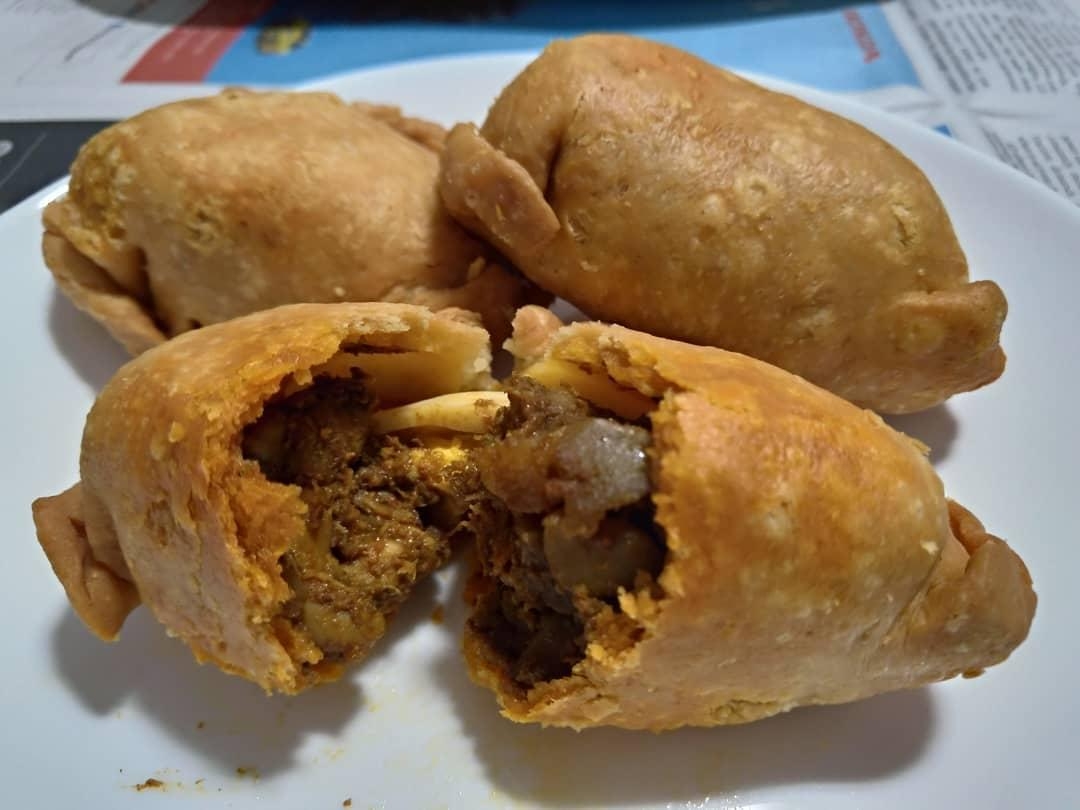 Curry Chicken Puff