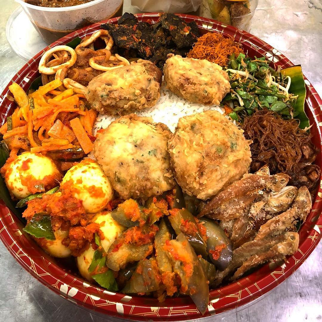 Nasi Ambeng