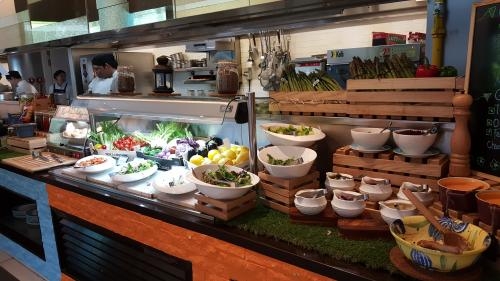 Buffet - Salad counter