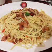 Turkey Bacon Aglio Olio (Linguine)