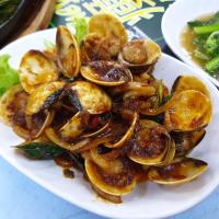 Kam Heong Clams