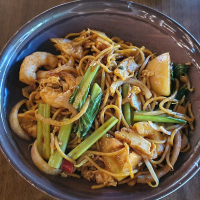 Food at Yassin Kampung