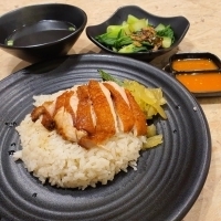 Food at PX Chicken Rice