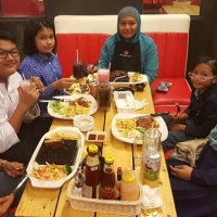 Family oriented dining 