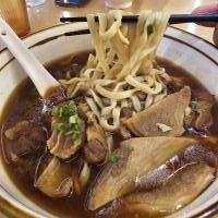 Assorted Braised Beef La Mian