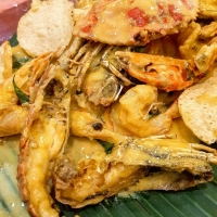 Shovel Seafood Platter